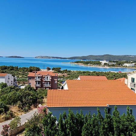 Apartment Luka With Balcony, Sea View And Free Parking Šibenik Extérieur photo